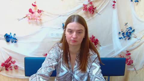 Snapshot of freyadak chatting on 12.11.24 FreyaDak online show from 12.11.24