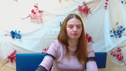 Snapshot of freyadak chatting on 12.16.24 FreyaDak online show from 12.16.24