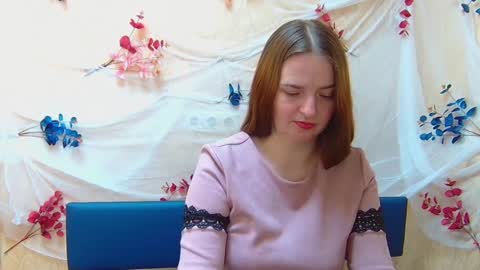 Snapshot of freyadak chatting on 12.17.24 FreyaDak online show from 12.17.24