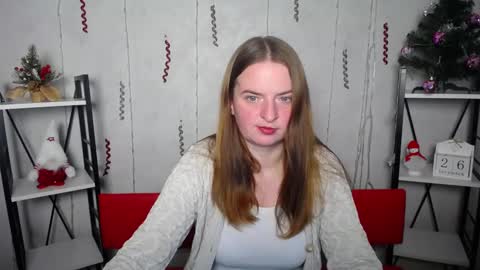 Snapshot of freyadak chatting on 12.26.24 FreyaDak online show from 12.26.24