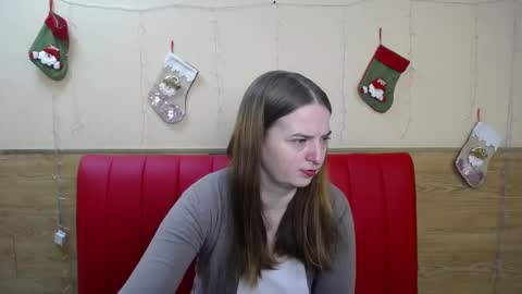 Snapshot of freyadak chatting on 12.29.24 FreyaDak online show from 12.29.24