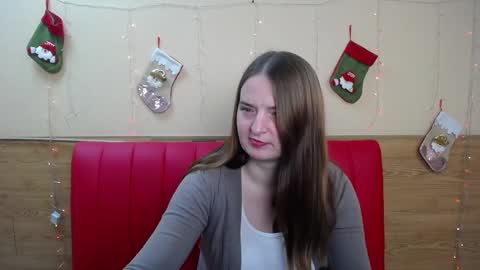 Snapshot of freyadak chatting on 12.29.24 FreyaDak online show from 12.29.24