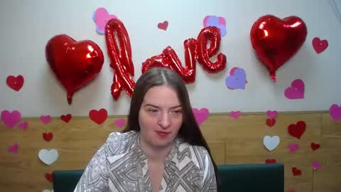 Snapshot of freyadak chatting on 02.15.25 FreyaDak online show from 02.15.25