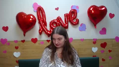 Snapshot of freyadak chatting on 02.15.25 FreyaDak online show from 02.15.25