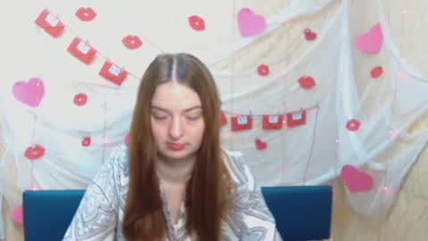 Snapshot of freyadak chatting on 03.02.25 FreyaDak online show from 03.02.25