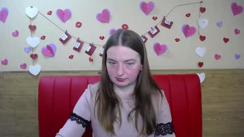 Snapshot of freyadak chatting on 03.03.25 FreyaDak online show from 03.03.25