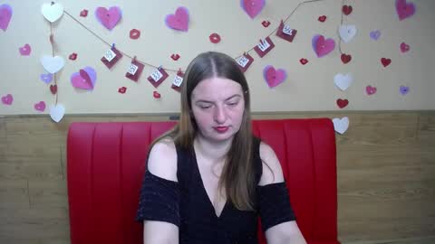 Snapshot of freyadak chatting on 03.07.25 FreyaDak online show from 03.07.25