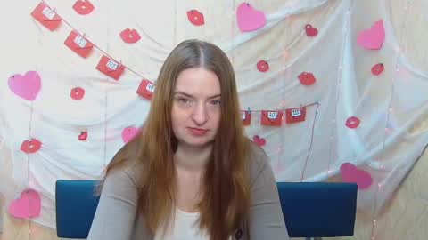 Snapshot of freyadak chatting on 03.09.25 FreyaDak online show from 03.09.25