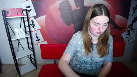 Snapshot of freyadak chatting on 12.15.25 FreyaDak online show from 12.15.25