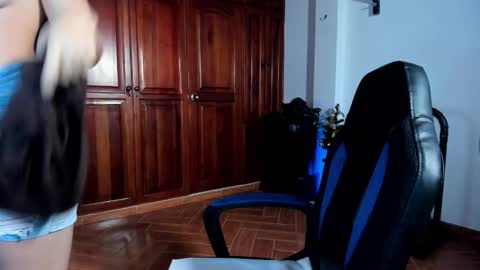 freyanatural online show from 12.16.25