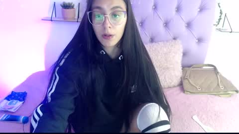 Snapshot of freyja_01 chatting on 02.04.25 Freyja online show from 02.04.25