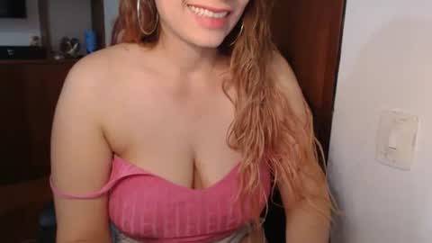 FREYJA LOREN online show from 09.25.25