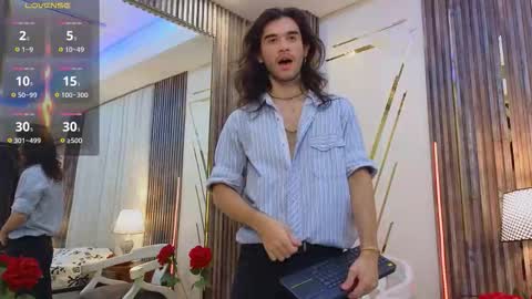 freyrvik online show from 11.21.25