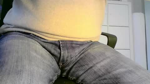 Snapshot of frider99 chatting on 03.12.25 frider99 online show from 03.12.25