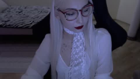 Snapshot of fromsun_forsoul chatting on 06.22.26 Lilith online show from 06.22.26