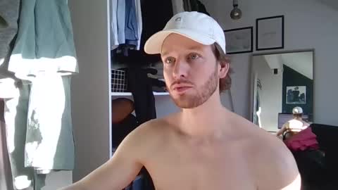 frozenyoga online show from 02.01.25