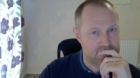 Snapshot of fuck_buddy_uk chatting on 06.04.26 Fuck Buddy UK online show from 06.04.26