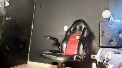 Snapshot of fuck_hardlove chatting on 05.23.26 Ricardodominic 1 MODELO INDEPENDIENTE online show from 05.23.26