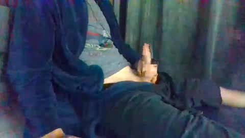 Snapshot of fuckbeatb chatting on 10.15.25 fuckbeatb online show from 10.15.25