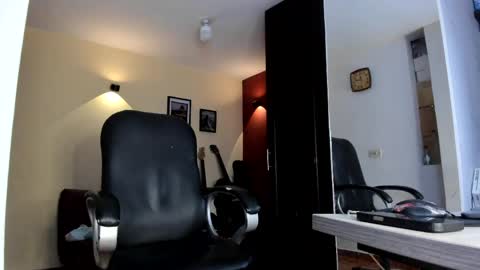 SERGIO THE SEX LAWYER online show from 04.21.26