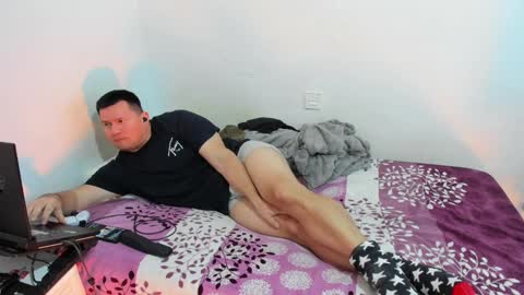 Snapshot of fuckynations chatting on 12.28.24 Fuckdirtymen online show from 12.28.24