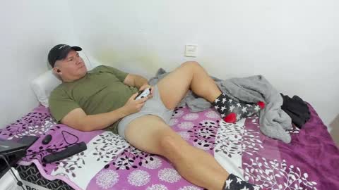 Snapshot of fuckynations chatting on 01.27.25 Fuckdirtymen online show from 01.27.25