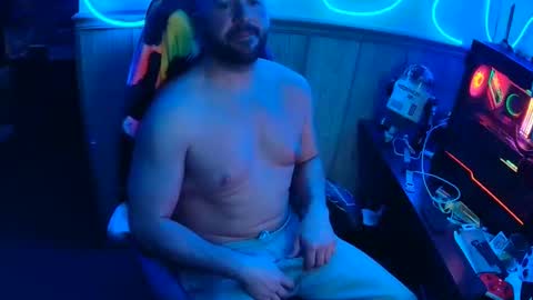 Snapshot of fufupop chatting on 11.28.25 fufupop online show from 11.28.25