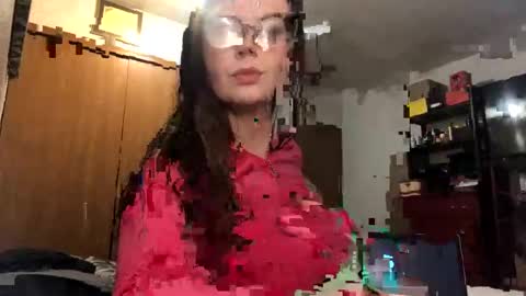 Snapshot of funflirt97 chatting on 01.10.25 Linnys Palace online show from 01.10.25