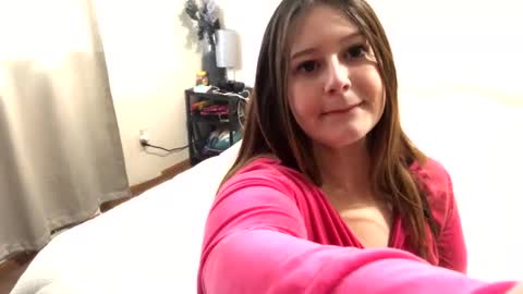 Snapshot of funflirt97 chatting on 02.11.25 Linnys Palace online show from 02.11.25