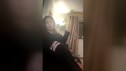 Linnys Palace online show from 01.18.26