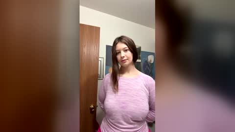 Linnys Palace online show from 03.18.26