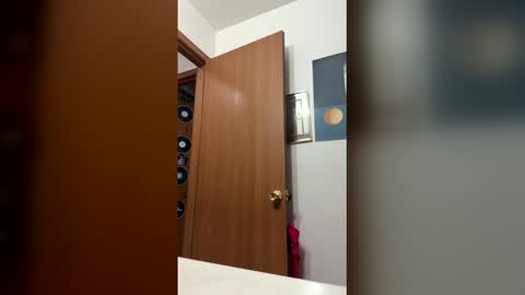 Linnys Palace online show from 03.19.26