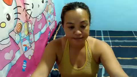 Snapshot of funluvnpinay4u chatting on 08.10.26 MAE online show from 08.10.26