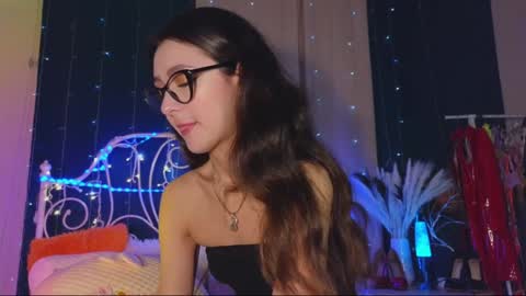 Snapshot of funny_whotsss chatting on 01.29.25 Tiffany online show from 01.29.25