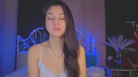 Snapshot of funny_whotsss chatting on 12.14.25 Tiffany online show from 12.14.25