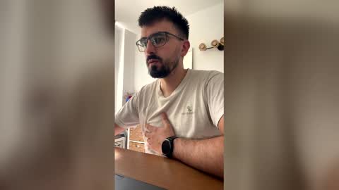 funnyroom23 online show from 04.15.26