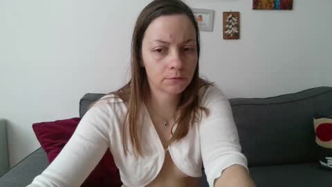 Snapshot of funservice chatting on 01.15.25 funservice online show from 01.15.25