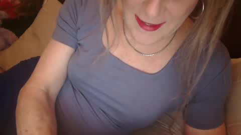 Snapshot of funtimetgirl chatting on 01.23.25 Jessie Love online show from 01.23.25