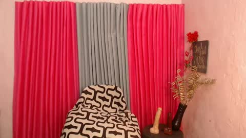 Snapshot of fushialore chatting on 02.15.25 fushialore online show from 02.15.25