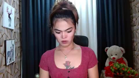 Snapshot of fushialore chatting on 11.18.25 fushialore online show from 11.18.25