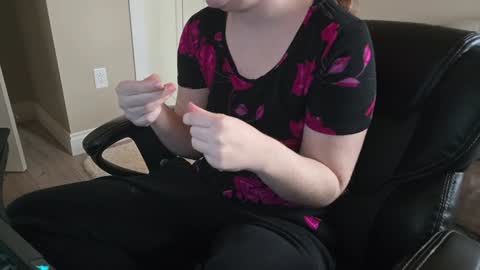 Snapshot of fuxkme_jen chatting on 01.14.25 fuxkme_jen online show from 01.14.25