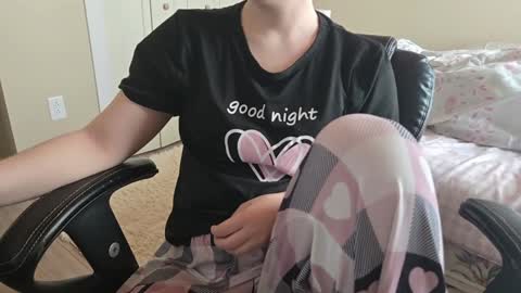 Snapshot of fuxkme_jen chatting on 01.15.25 fuxkme_jen online show from 01.15.25