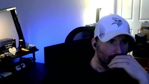 Snapshot of fuzz69_ chatting on 02.05.26 fuzz69_ online show from 02.05.26