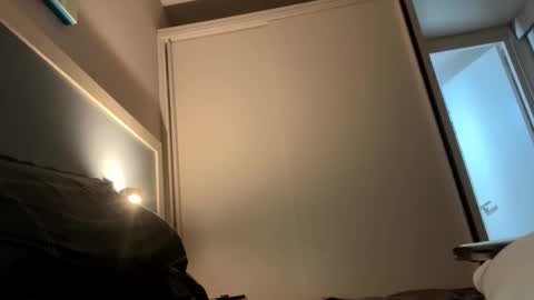 fvmendoza online show from 12.15.25