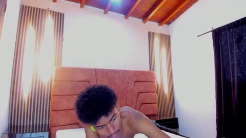 fykmor online show from 11.25.25