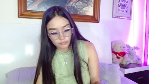 Victoria online show from 12.28.24