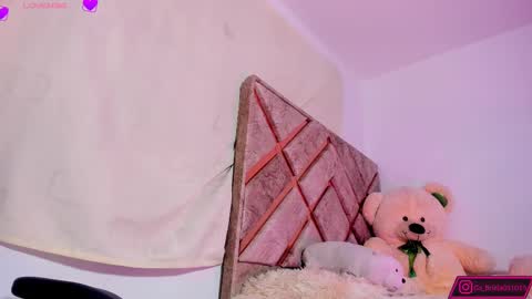 GABRIELA  online show from 03.07.25