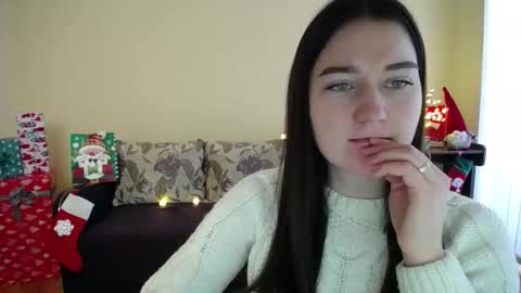 Jaklin online show from 01.04.25