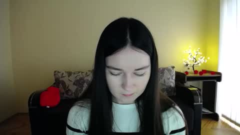 Jaklin online show from 04.20.26