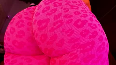 G A B R I E L A   online show from 04.22.26